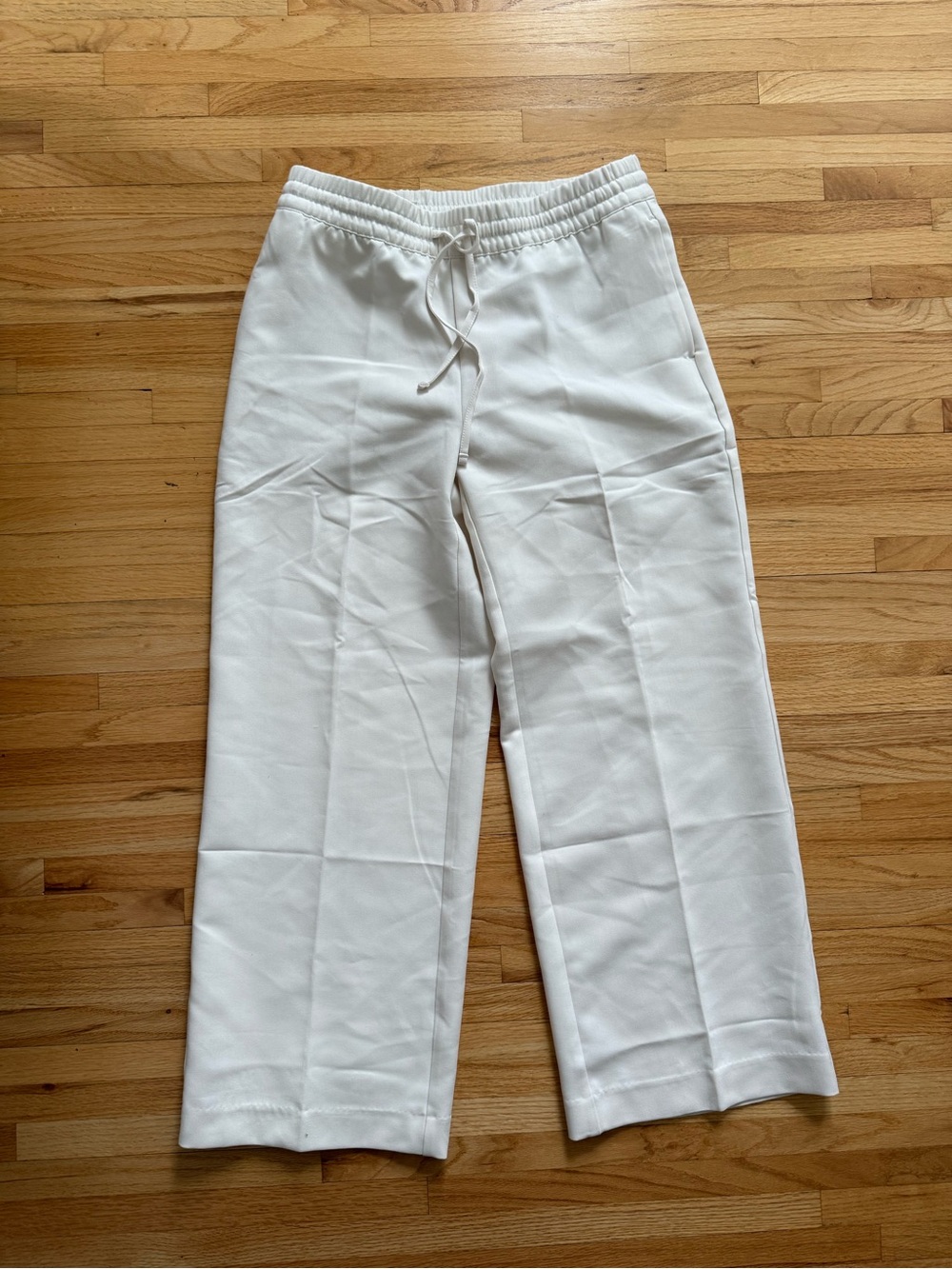 Banana Republic Straight Mid-Rise Pants in ivory/cream - women’s size medium NEW